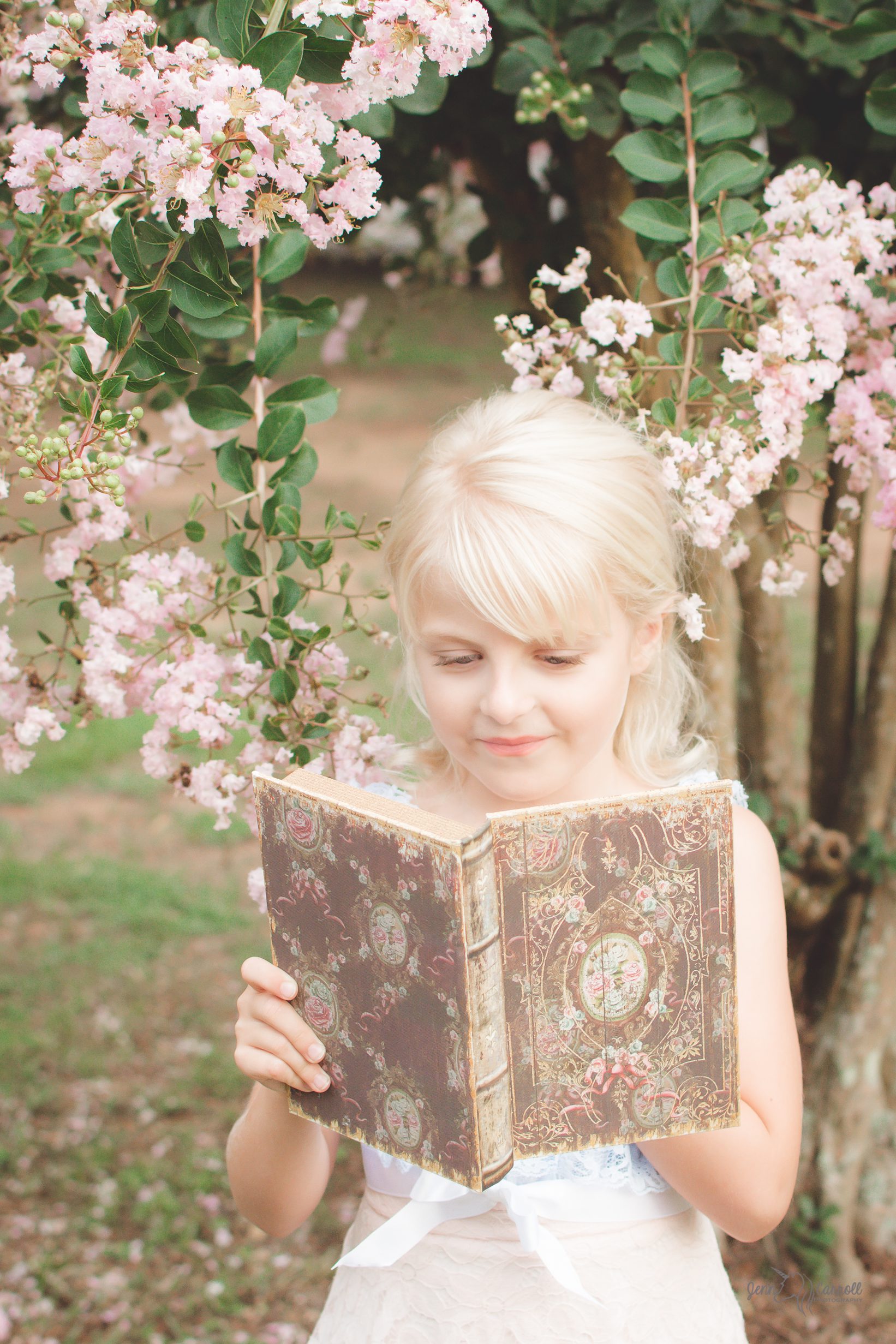 jenn carroll photography, jenn carroll, photography, tampa, florida, wesley chapel, girl, reading, under tree