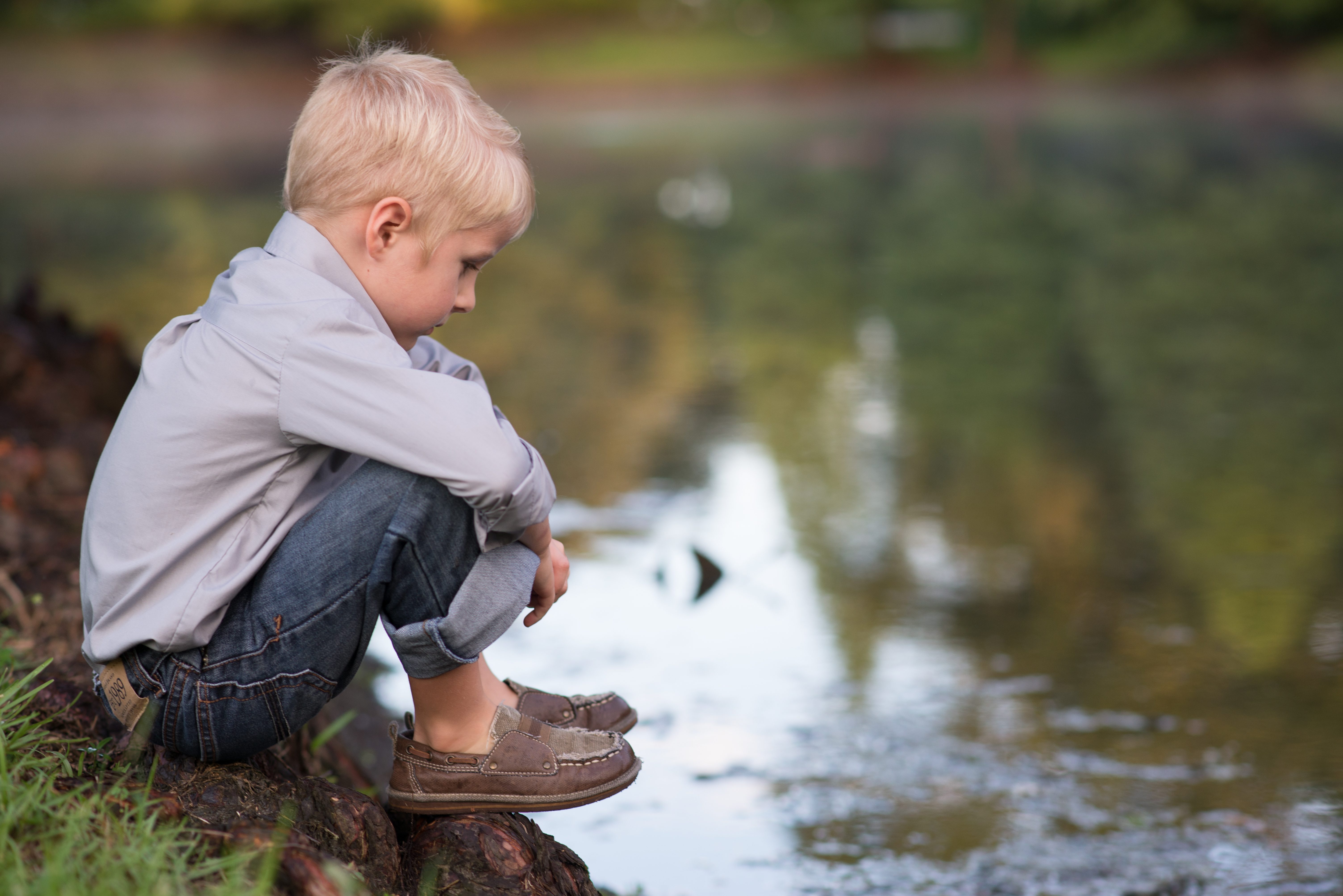 jenn carroll photography, jenn carroll, family, family photographer, wesley chapel, wesley chapel florida, wesley chapel photographer, family photographer, florida, florida photographer, family session, siblings, kids, tampa florida photographer, pond, fishing, kids fishing, whimsical
