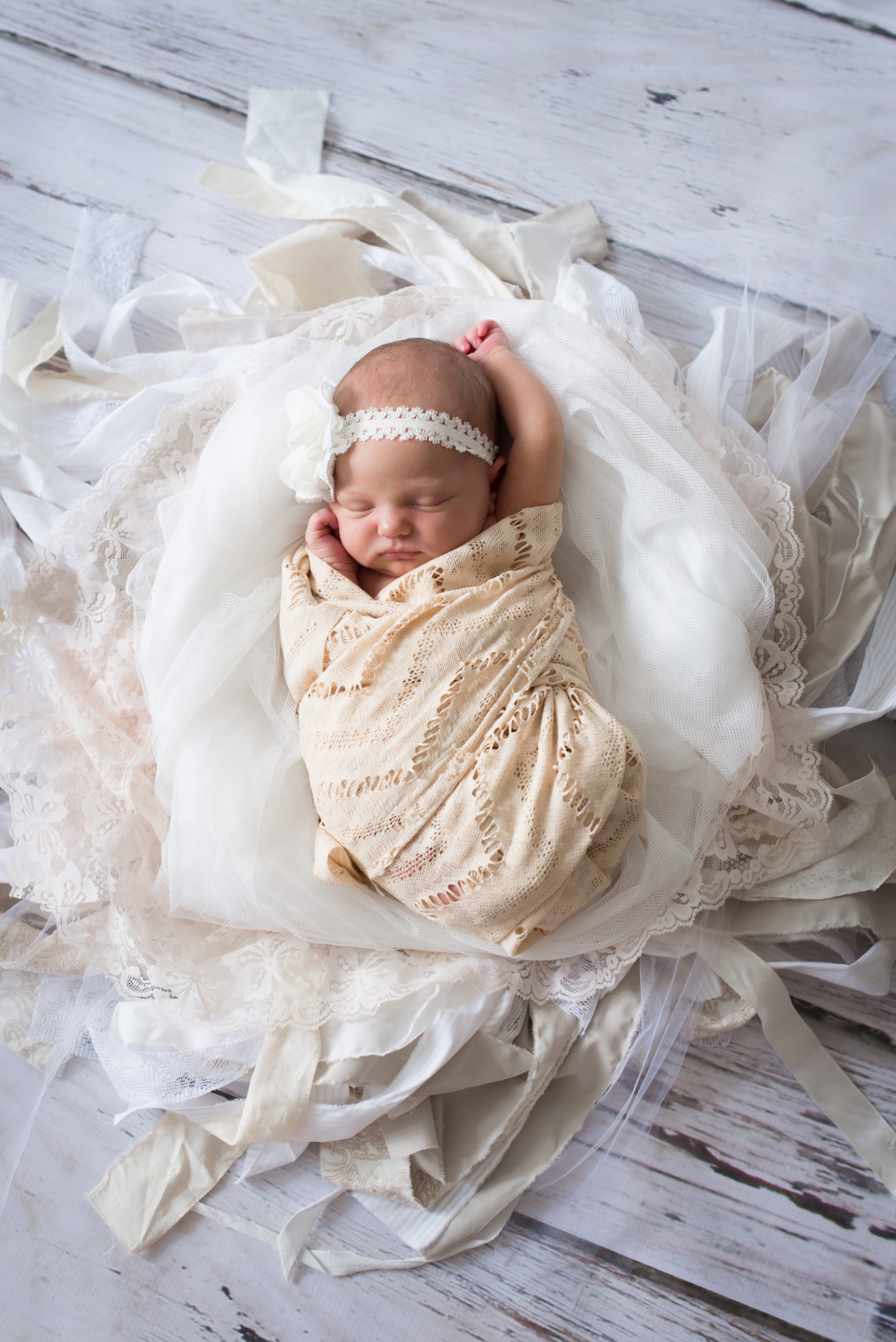 jenn carroll photography, jenn carroll, country chic newborn session, jenn carroll, newborn photography, newborn, country chic session, family photography, newborn, baby girl, tampa newborn photography, tampa, zephyrhills, wesley chapel photographer, florida photographer